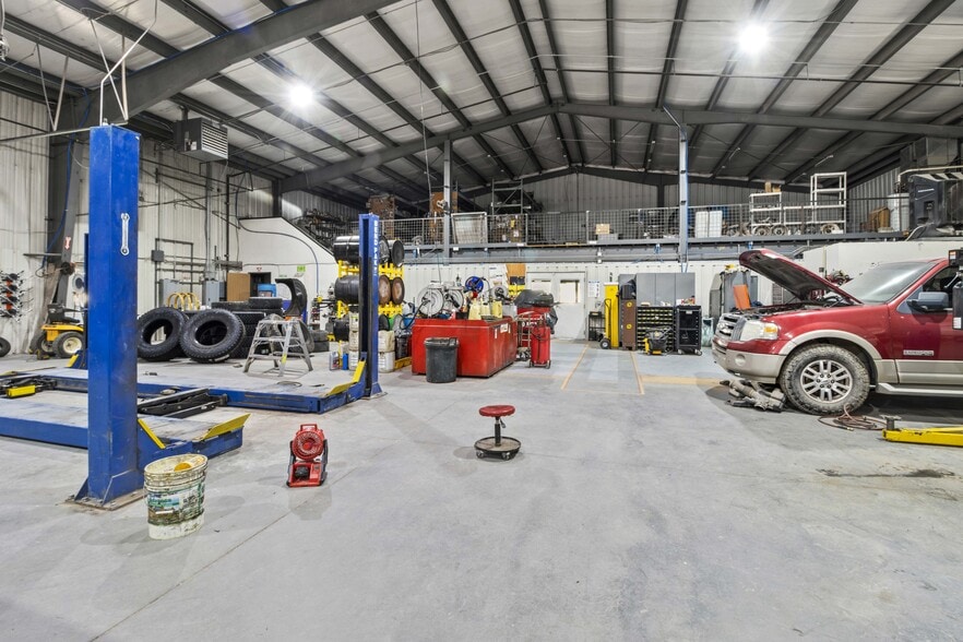 More Photos Of 4291 W Centennial Pky, Rifle Warehouse For Sale