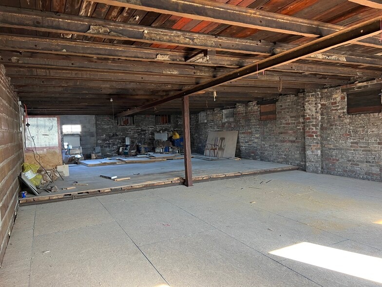 More Photos Of 1605 Broadway, Lorain Storefront Retail Residential For Sale