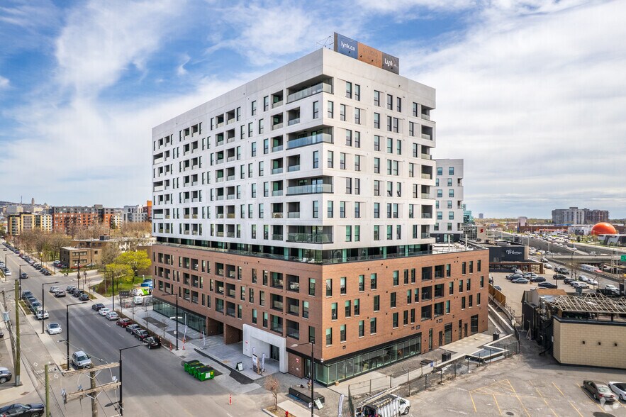 Primary Photo Of 5200 St De La Savane, Montréal Apartments For Lease