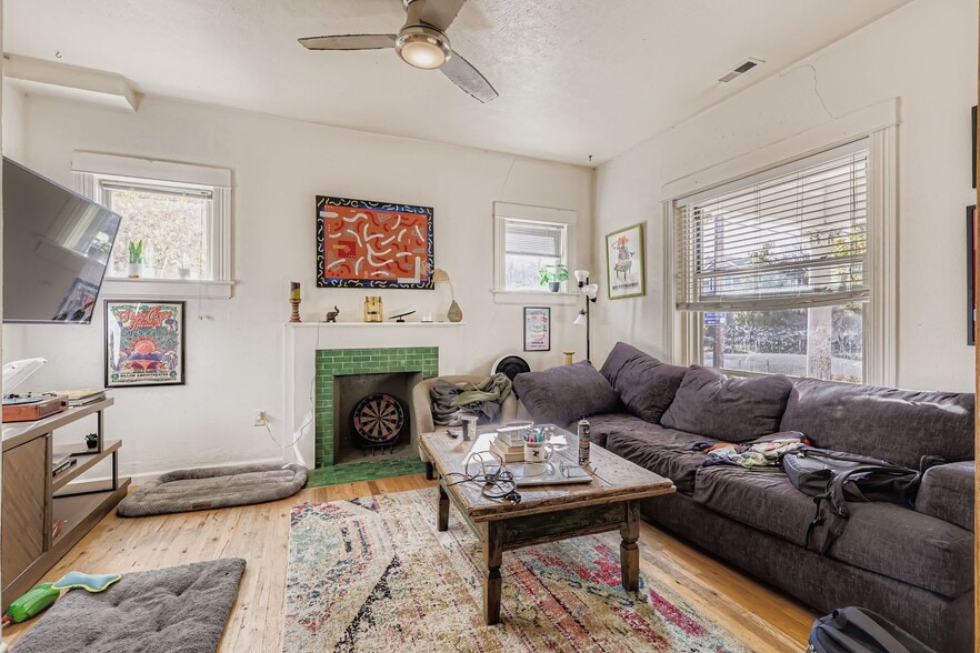 More Photos Of 2300 N Williams St, Denver Apartments For Sale