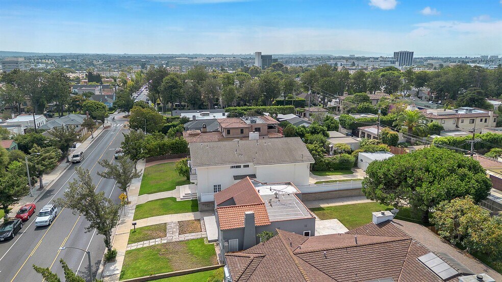 More Photos Of 928 26th St, Santa Monica Land For Sale