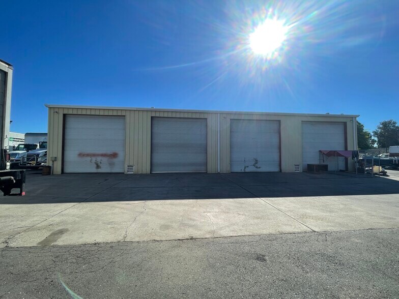 More Photos Of 971 F St, West Sacramento Service For Lease