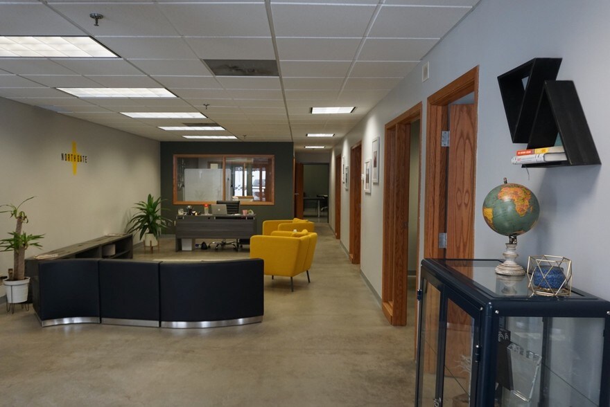 More Photos Of 6403-6443 Cecilia Cir, Edina Light Distribution For Lease