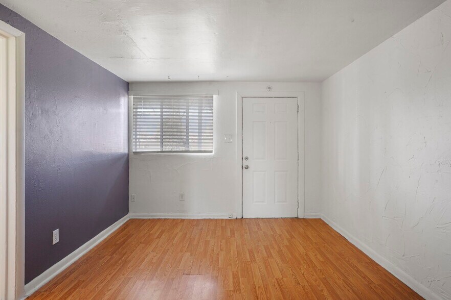 More Photos Of 221-225 E Brookside St, Colorado Springs Apartments For Sale