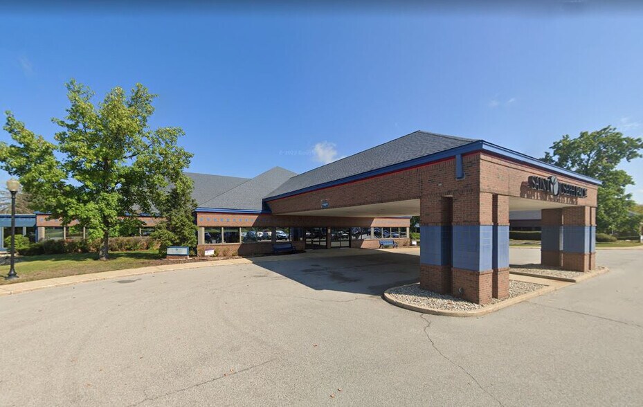 Primary Photo Of 230-270 E Day Rd, Mishawaka Medical For Lease