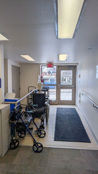 More Photos Of 359 Talbot St, St Thomas Storefront Retail Office For Sale