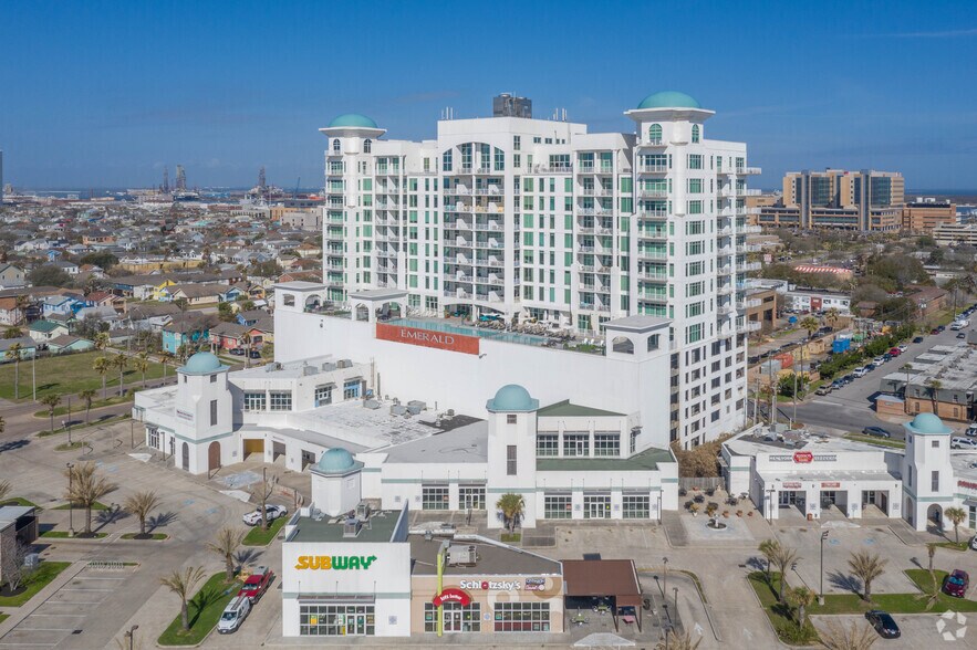 More Photos Of 500 Seawall Blvd, Galveston Unknown For Lease