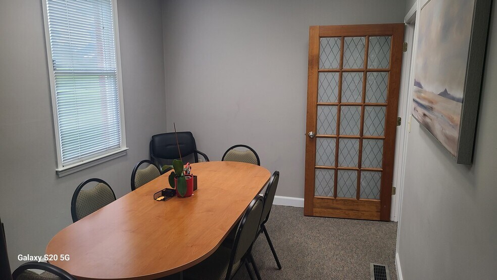 More Photos Of 1616 Roanoke Rd, Daleville Office For Lease