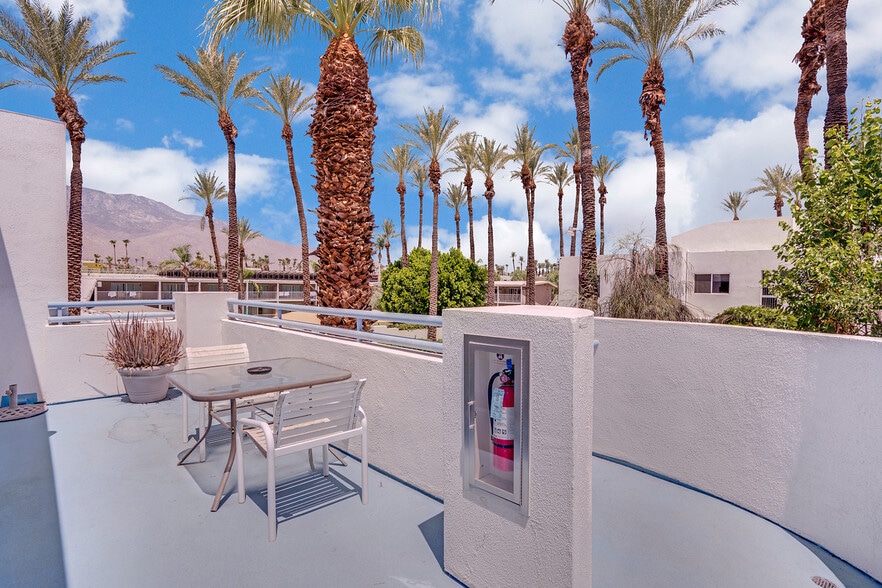 More Photos Of 67590 Jones Rd, Cathedral City Hotel For Sale