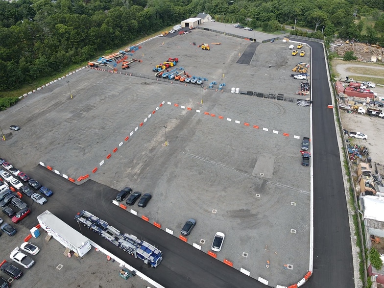 More Photos Of 200 Townline Rd, Kings Park Land For Lease