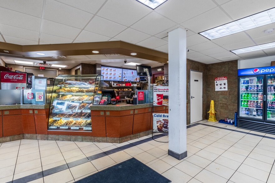More Photos Of 459 Division St, North Tonawanda Convenience Store For Sale
