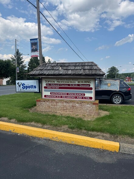 More Photos Of 410 W State St, Mertztown Medical For Sale