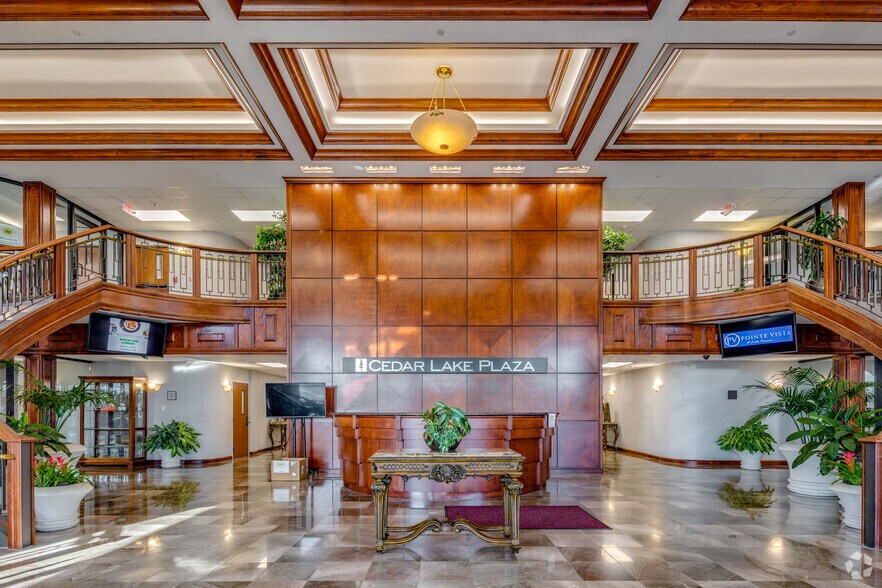 More Photos Of 701 Cedar Lake Blvd, Oklahoma City Office For Lease