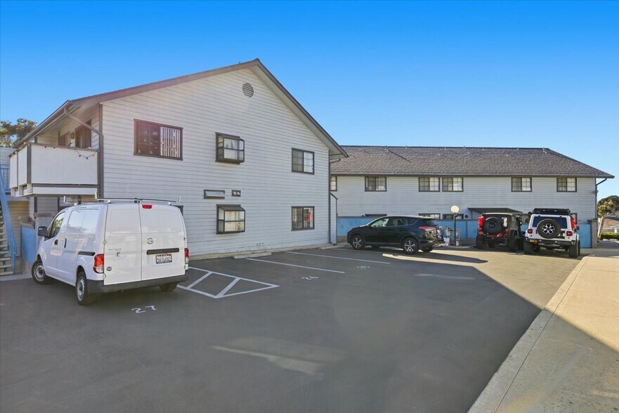 More Photos Of 1470-1530 27th St, San Diego Apartments For Sale