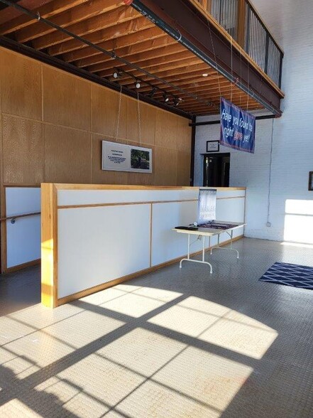 More Photos Of 1601 N Jessup St, Wilmington Manufacturing For Sale