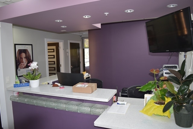 More Photos Of 1577 E Chevy Chase Dr, Glendale Medical For Lease