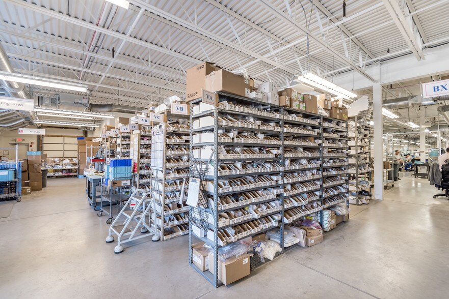 More Photos Of 95 Billerica Ave, Billerica Light Manufacturing For Lease