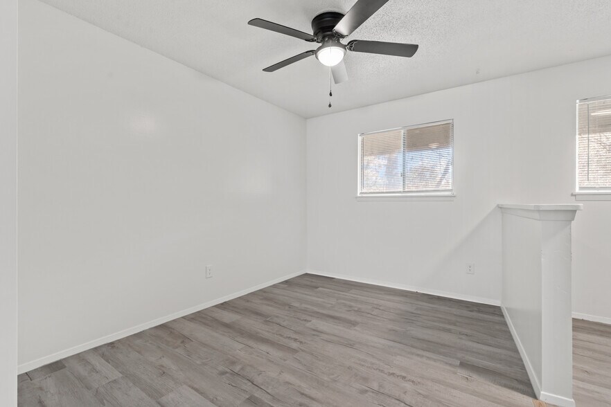 More Photos Of 341 E Loula St, Olathe Apartments For Sale