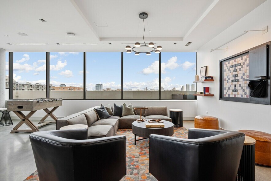 More Photos Of 808 N Cleveland Ave, Chicago Apartments For Lease
