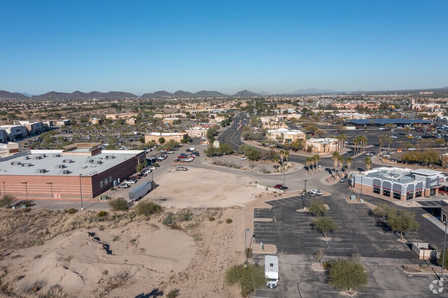 More Photos Of 8150 N Cortaro Dr, Tucson Unknown For Lease