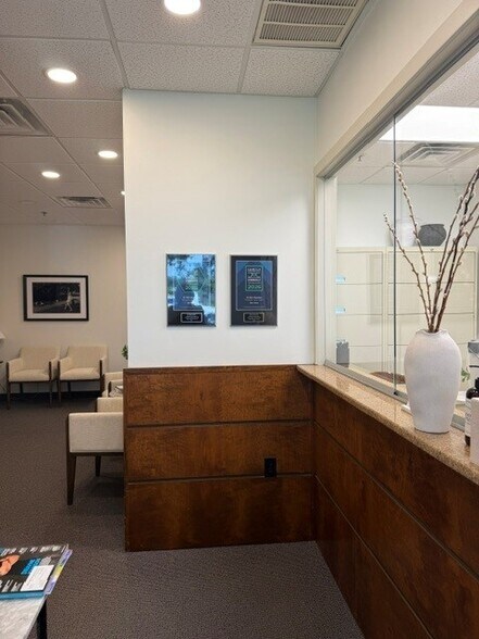 More Photos Of 333 Old Hook Rd, Westwood Medical For Sale