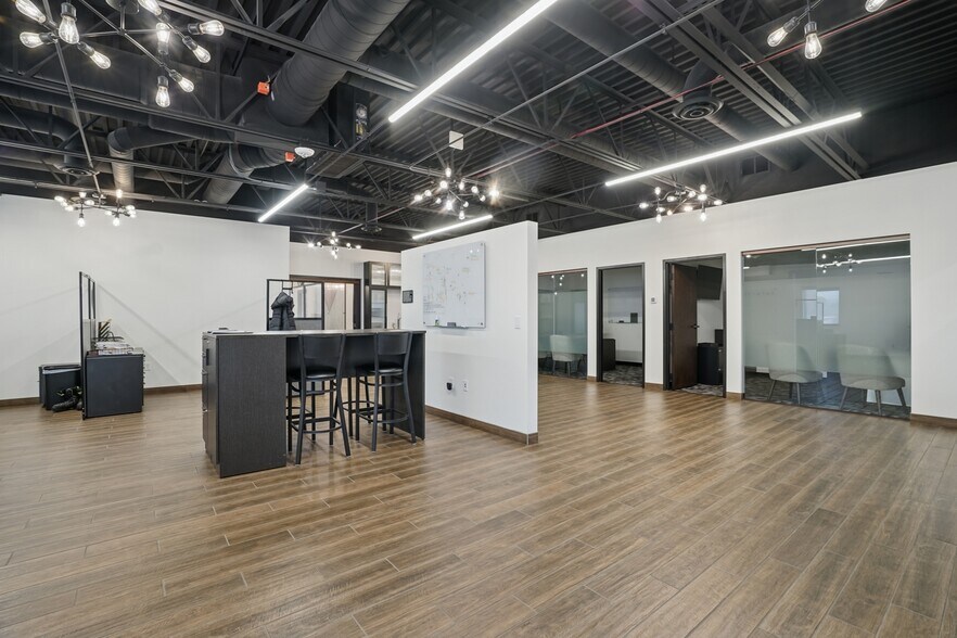 More Photos Of 11591 217th Ave NW, Elk River Office For Lease