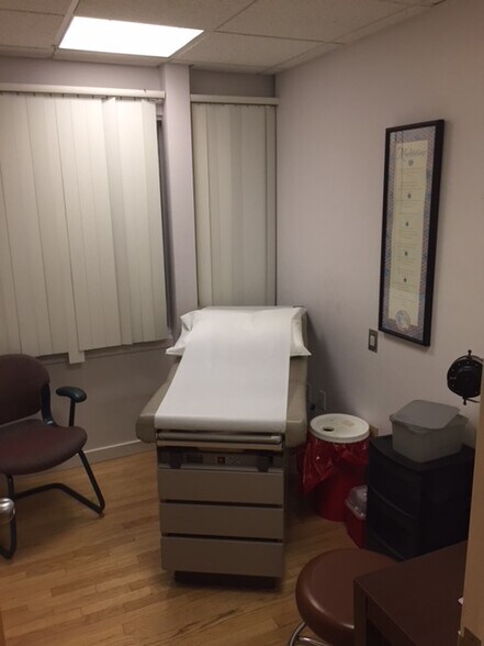 More Photos Of 60 Washington Ave, Hamden Medical For Lease