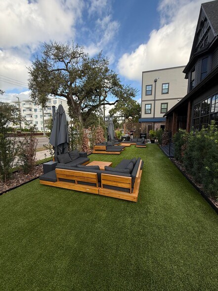 More Photos Of 342 Hyde Park Ave, Tampa Office Residential For Sale