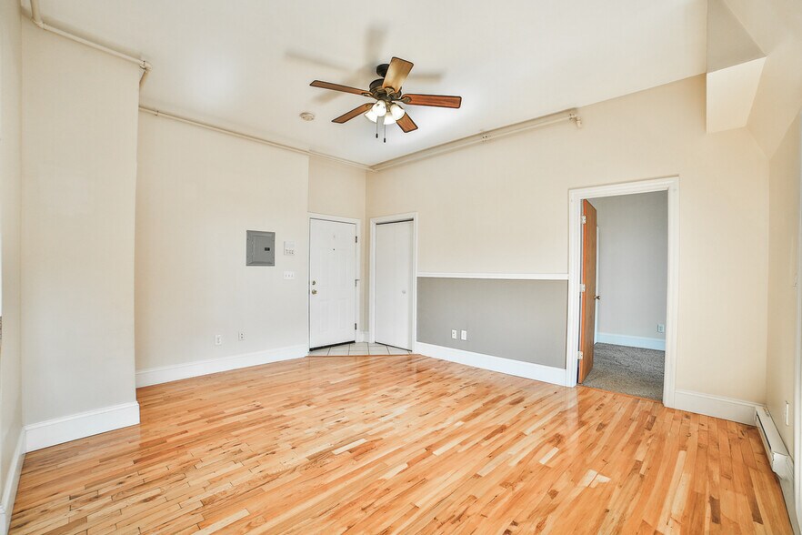 More Photos Of 176 North St, Buffalo Apartments For Sale