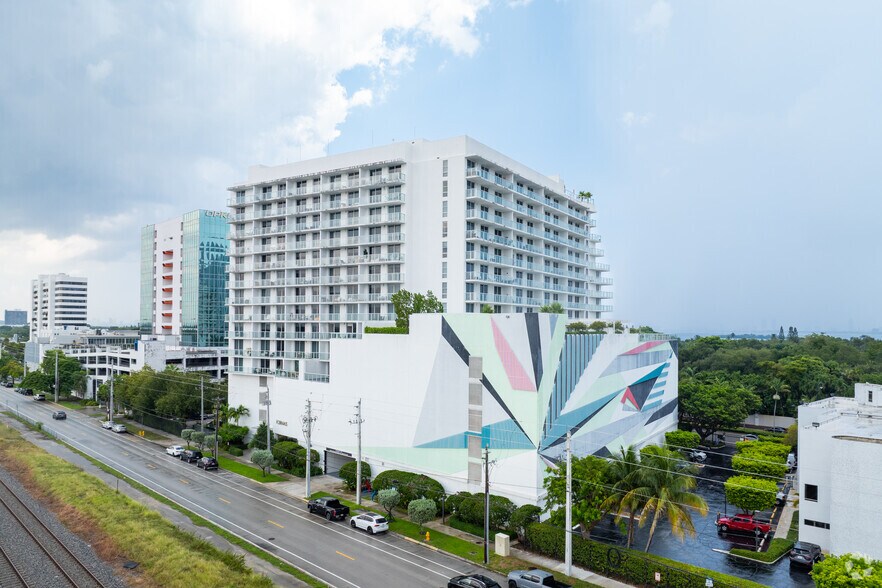Primary Photo Of 4300 Biscayne Blvd, Miami Office Residential For Lease