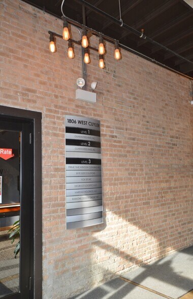 More Photos Of 1800-1814 W Cuyler Ave, Chicago Office For Lease