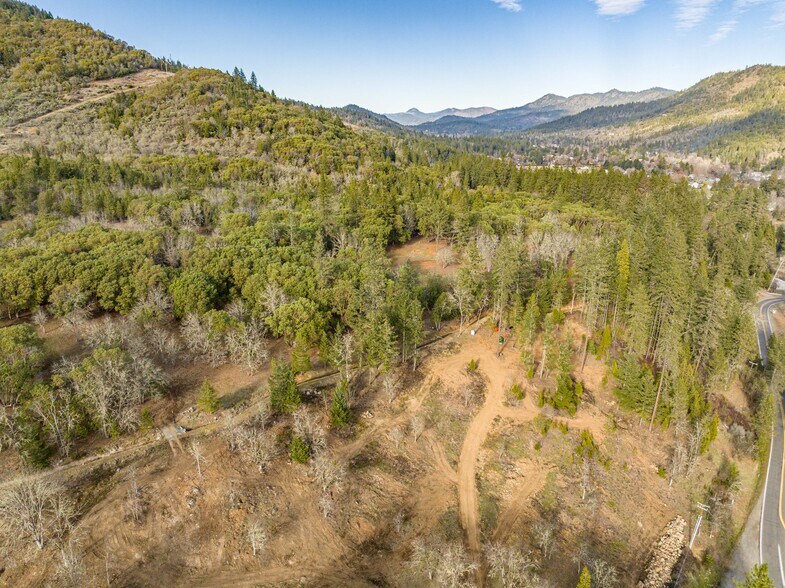 More Photos Of 0 Foothill blvd, Rogue River Land For Sale