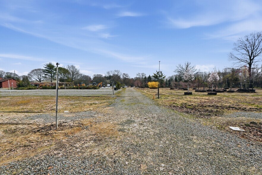 More Photos Of 232 Oradell Ave, Paramus Garden Center For Sale