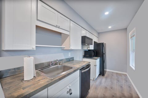More Photos Of 440 Middle Country Rd, Middle Island Apartments For Sale