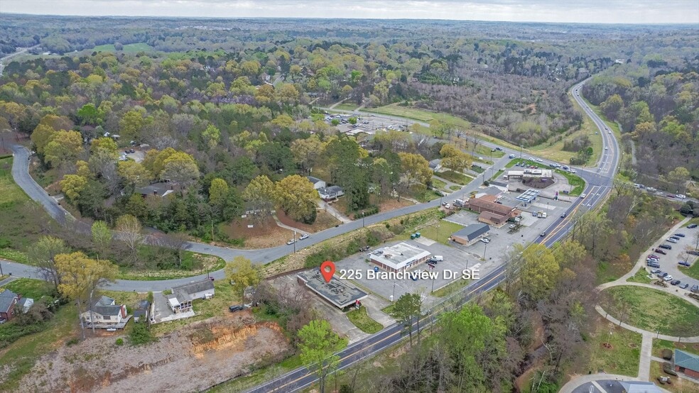 More Photos Of 225 SE Branchview Dr, Concord Freestanding For Sale