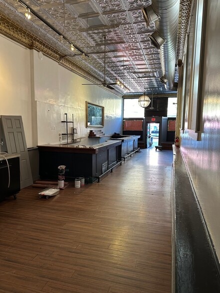 More Photos Of 2141 Central Ave, Cincinnati Storefront Retail Residential For Sale