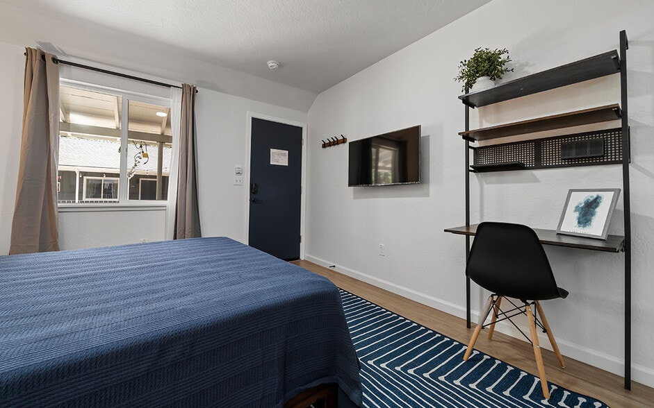 More Photos Of 3918 Pioneer Trl, South Lake Tahoe Hotel For Sale