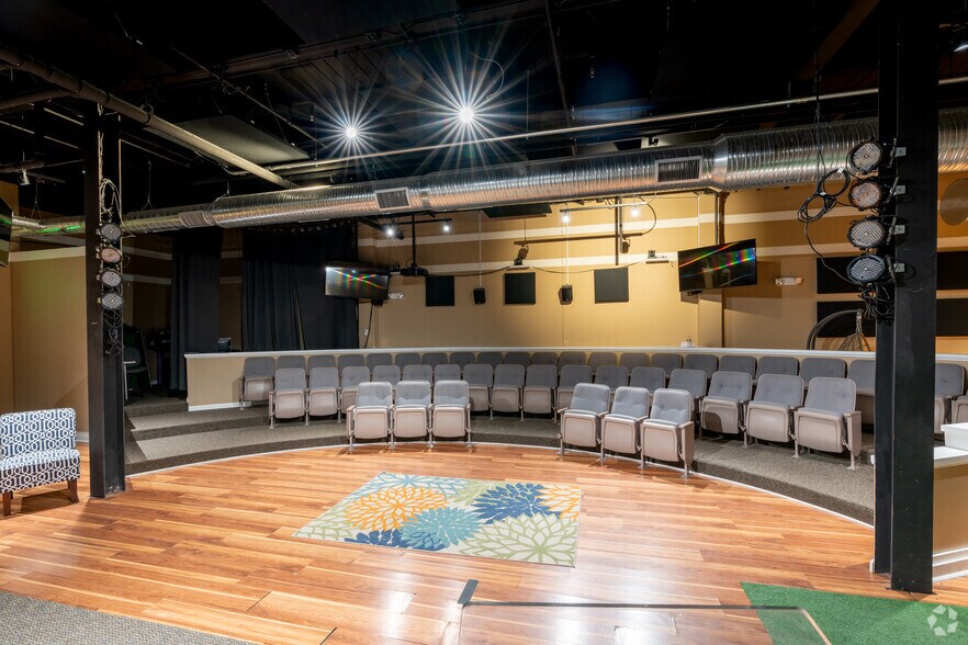 More Photos Of 7 S Main St, Wilkes Barre Loft Creative Space For Sale