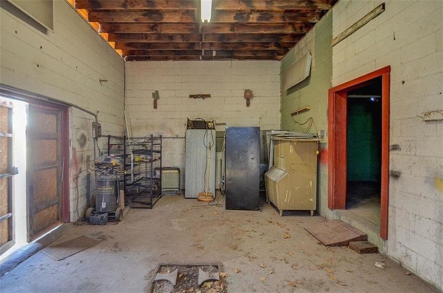 More Photos Of 10925 SE 59th St, Oklahoma City Convenience Store For Lease