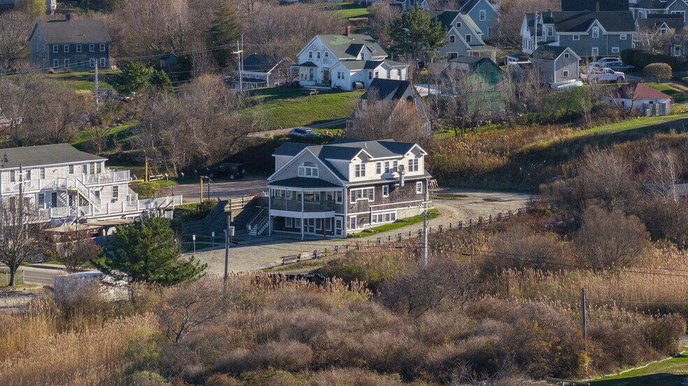 More Photos Of 85 Ocean Ave, New Shoreham Restaurant For Sale