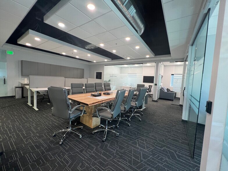 More Photos Of 445 N 2000 W, Springville Flex For Lease