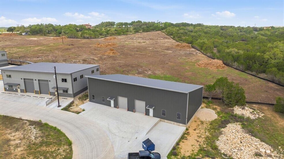 More Photos Of 10200 Darden Hill Rd, Austin Flex For Sale