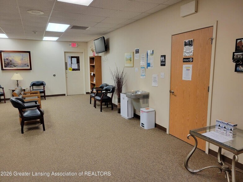 More Photos Of 108 W Higham St, Saint Johns Medical For Sale