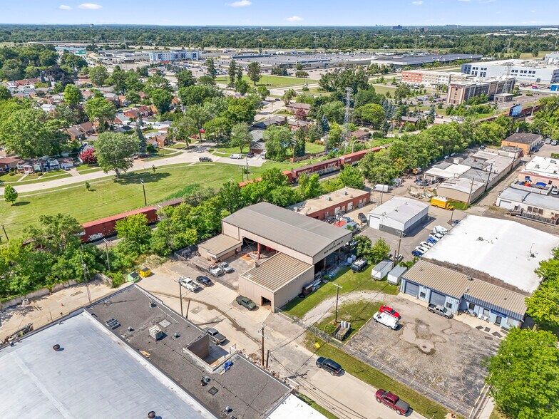 More Photos Of 16136 White Ave, Allen Park Warehouse For Sale