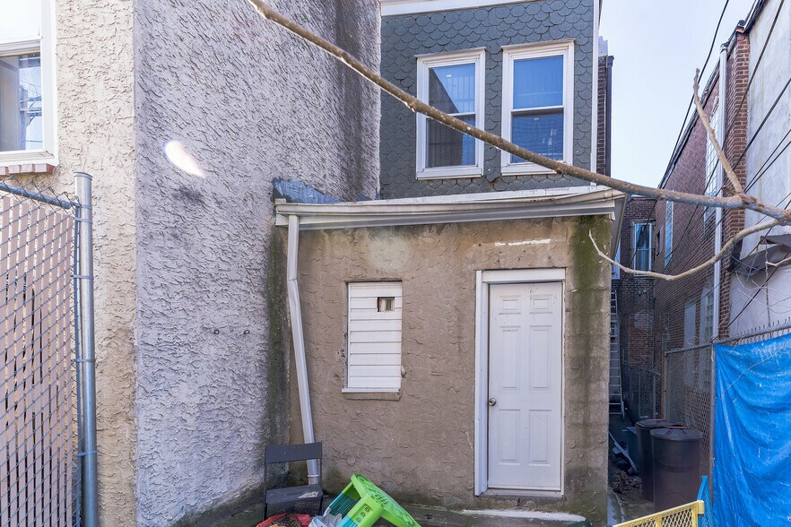 More Photos Of 2803 N 22nd St, Philadelphia General Retail For Sale