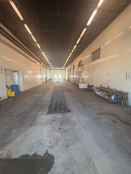 More Photos Of 602 Friend Way, Lebanon Service Station For Sale