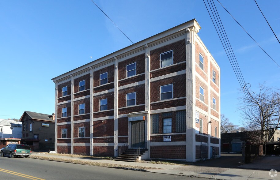 Primary Photo Of 370 Davenport Ave, New Haven Office For Sale