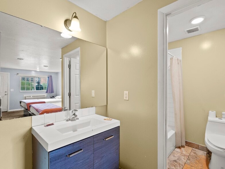 More Photos Of 234 24th St, Ogden Hotel For Sale