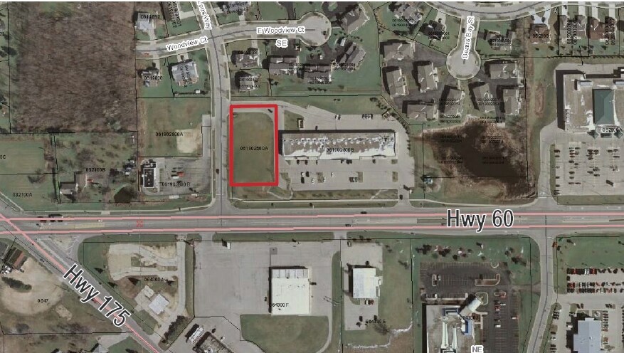 More Photos Of 1024-1060 E Commerce Blvd, Slinger Unknown For Lease