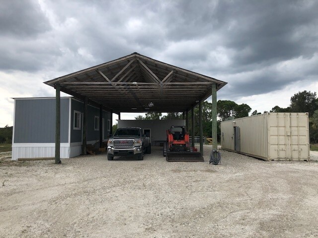 More Photos Of 20941 Granville Rd., North Fort Myers Land For Lease